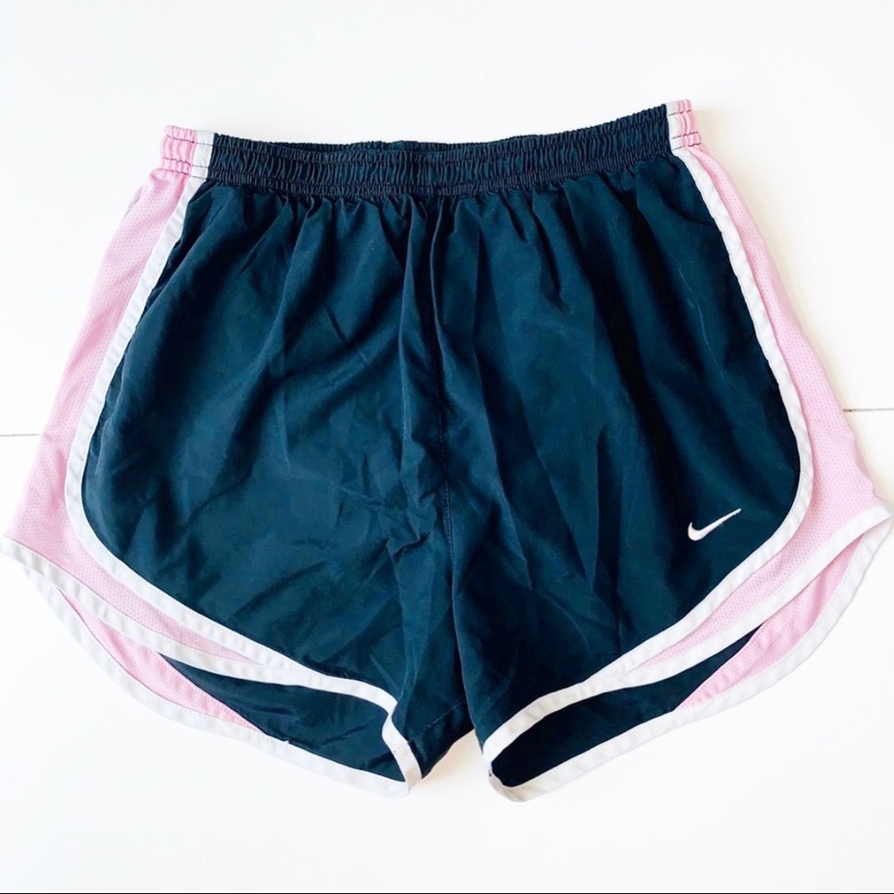 Women’s Nike dri-fit athletic shorts size small